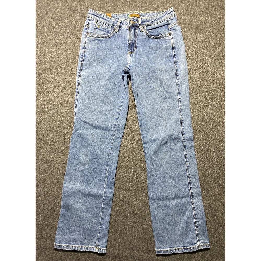 Aura From The Women at Wrangler Straight Leg Mid Rise Jeans Size W32x27L